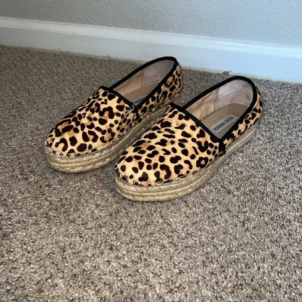 Espadrilles with platform.